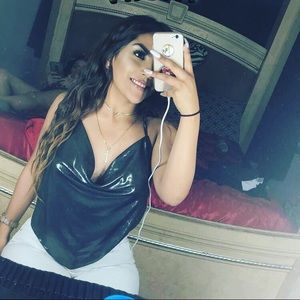 Meet your Posher, Yesenia